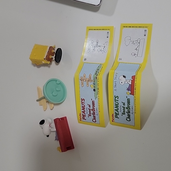 Authentic Japan Exclusive Limited Edition Peanuts Snoopy and SpongeBob Figures - Picture 6 of 6